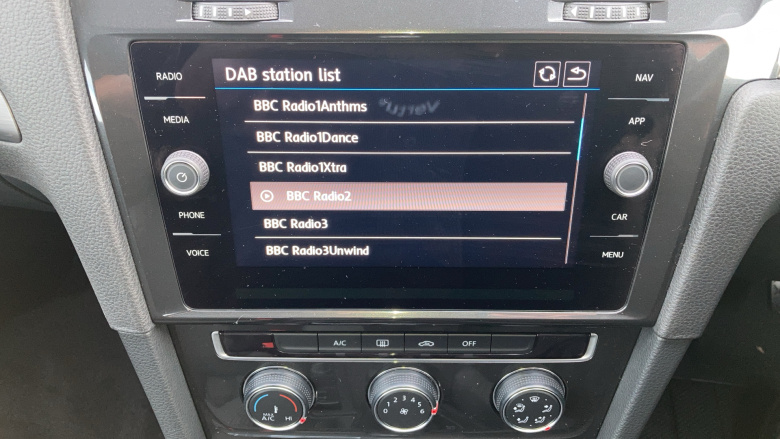 Volkswagen Golf 1.4 TSI SE [Nav] 5dr Petrol Hatchback